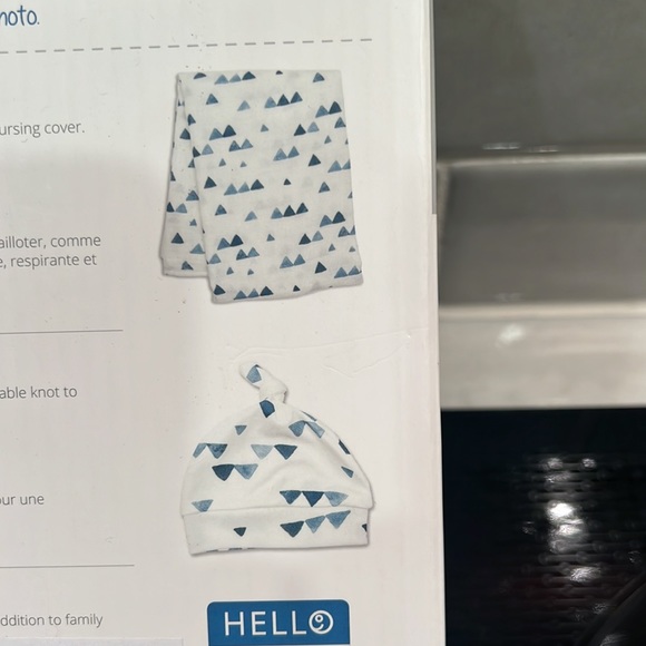 NEW IN BOX Lulujo Hello World New Baby Blanket Boy - Picture 2 of 2